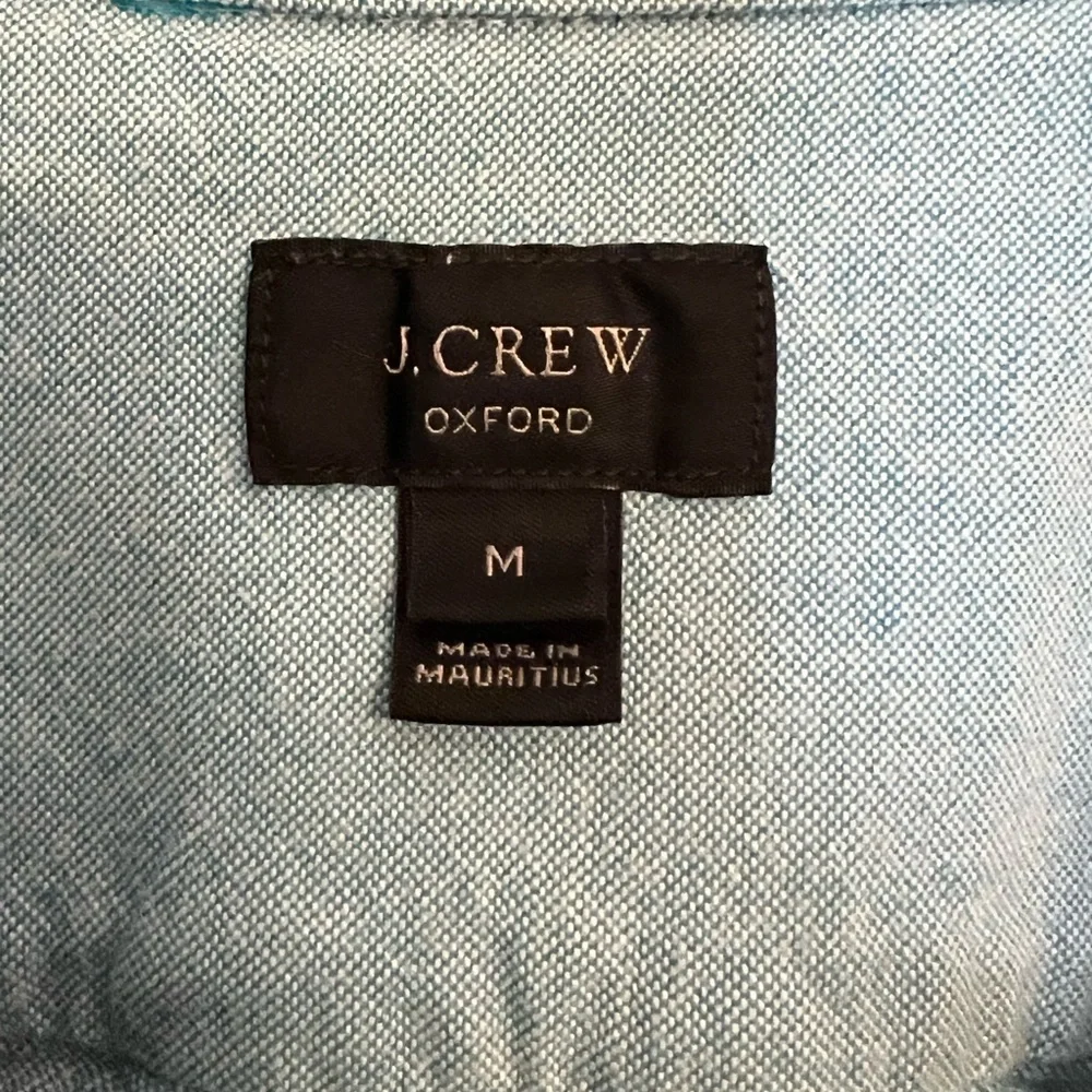 J.Crew Oxford long-sleeve button-up shirt‎ Size M
